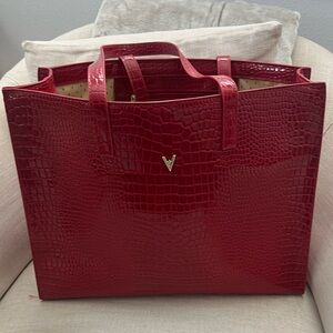 Vanessa Williams Elegant Red Crocodile-Embossed Tote Bag